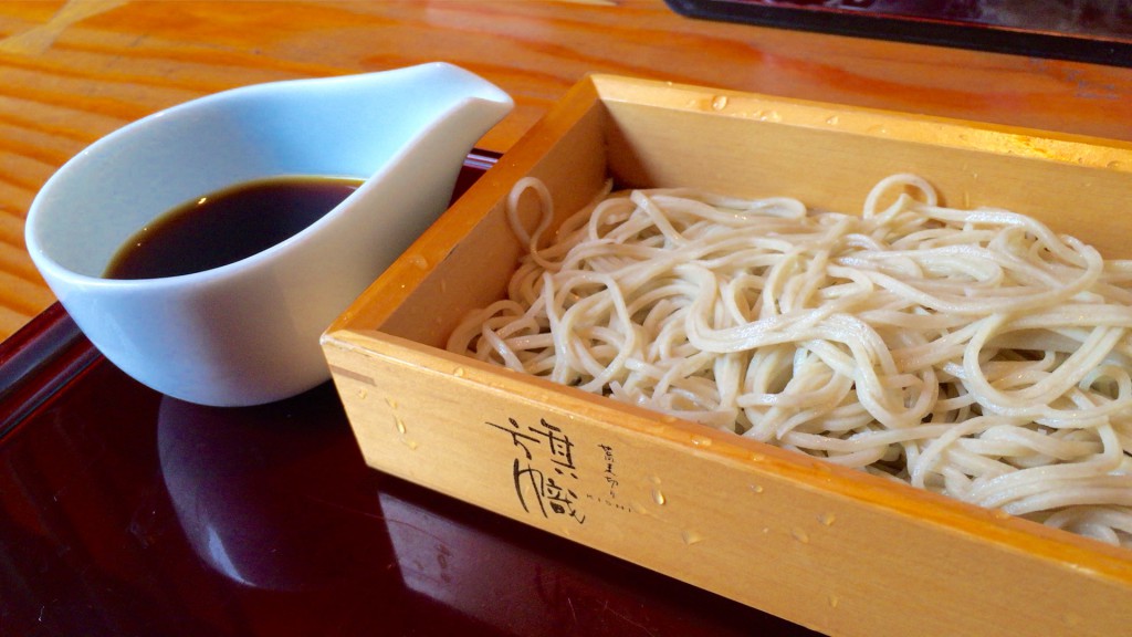 冷やしつけとろろ-蕎麦切り 旗幟